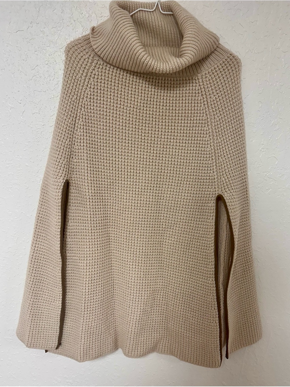 GORGEOUS Lauren Ralph Lauren Waffle-Knit Turtleneck Poncho Cape